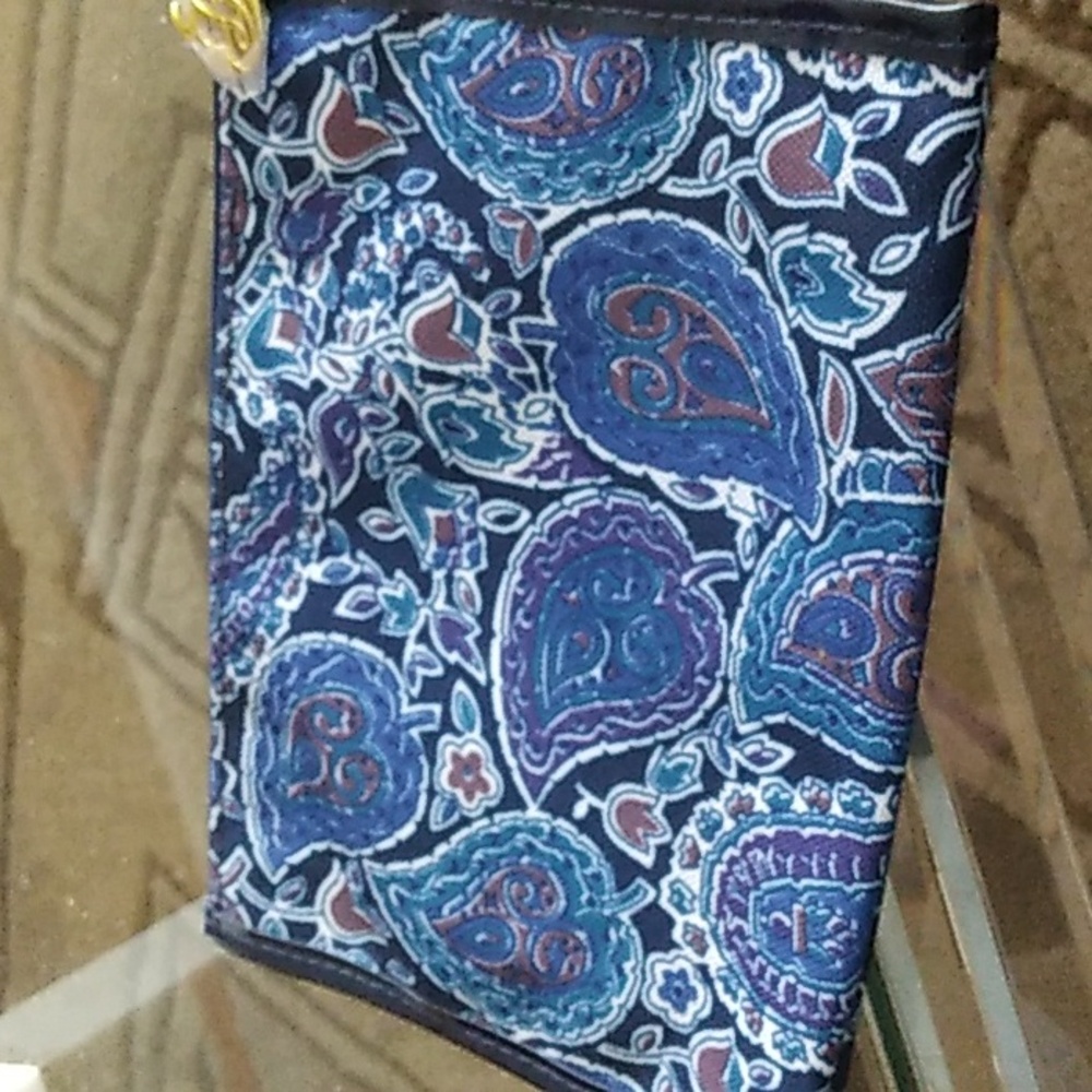 Bundle 3 zip top cosmetic bags nwot - Picture 3 of 5